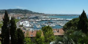 Louer un logement à Cannes avec une conciergerie agence Airbnb